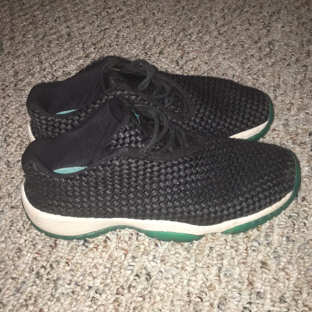 jordan futures black and teal